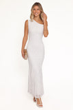 Evelon Off Shoulder Maxi Dress White