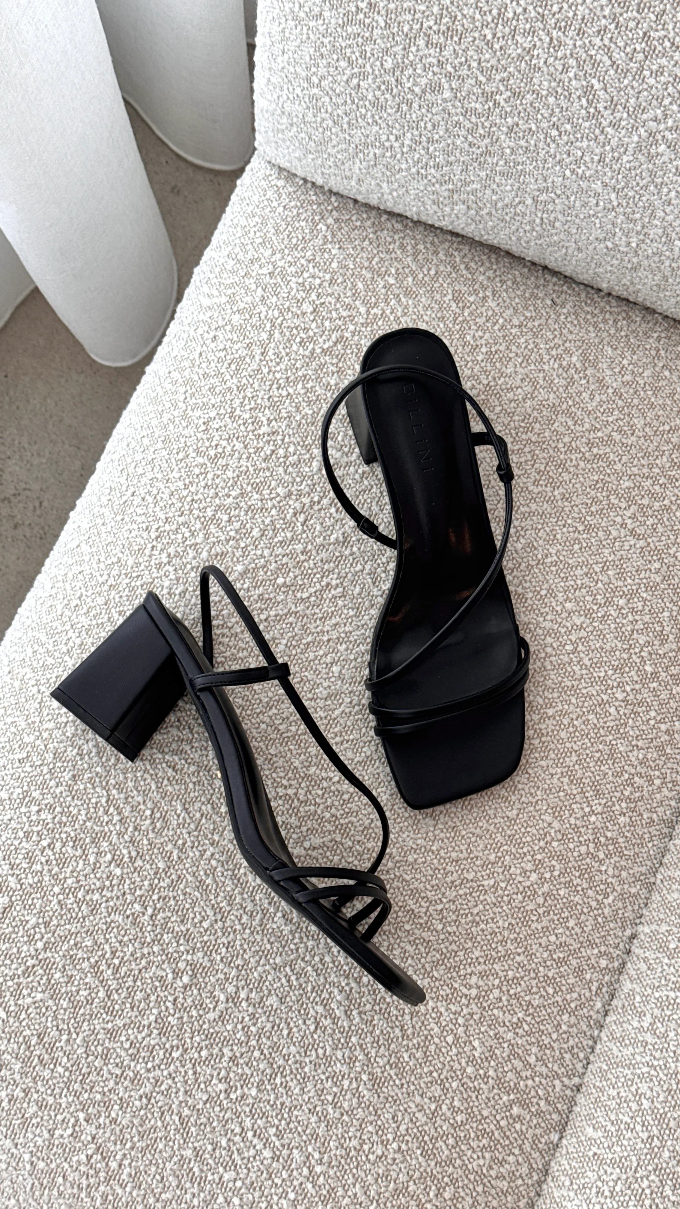 Yelda Heel Black