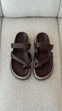 Amia Slide Chocolate