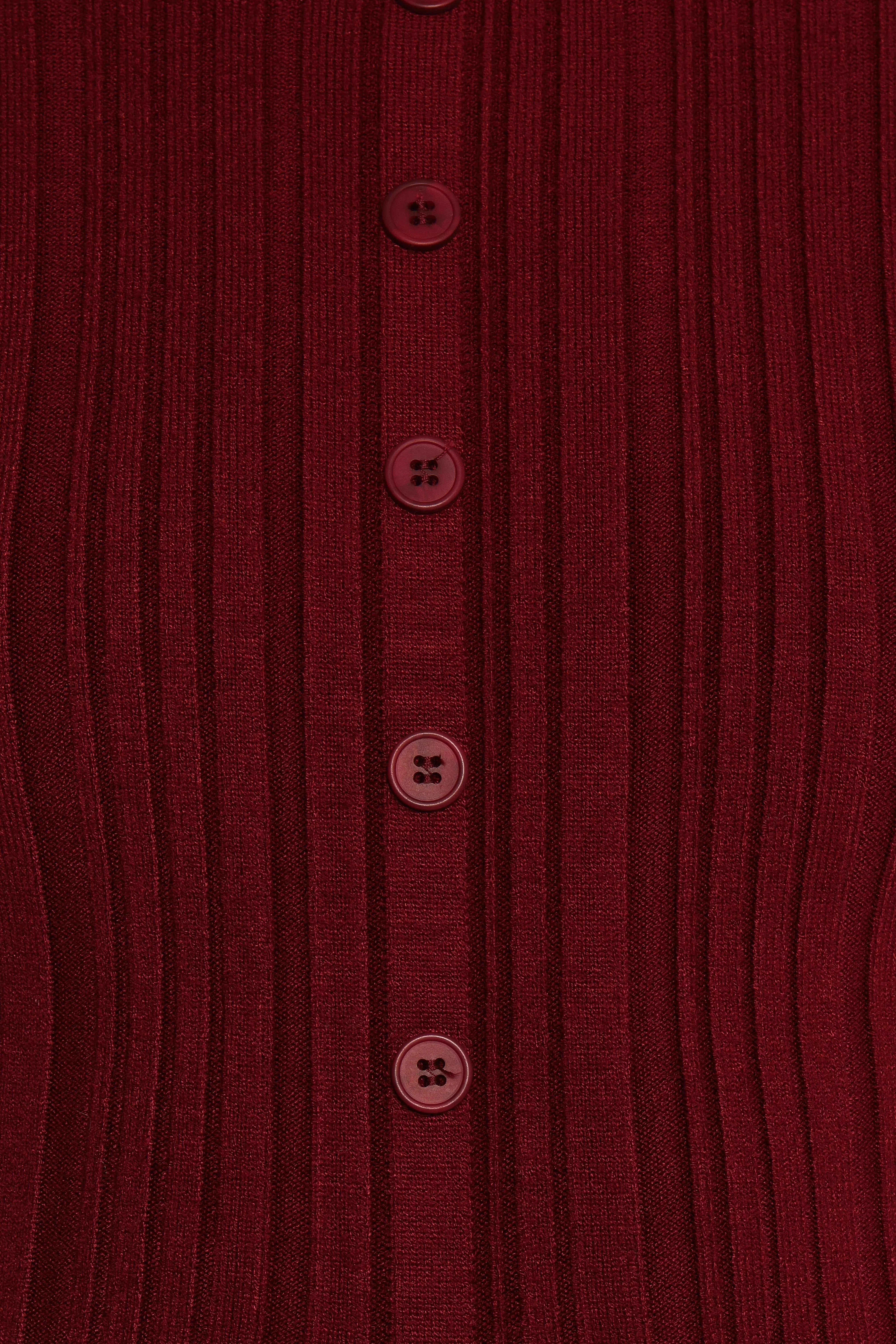 Hatte Cardigan Top Dark Cherry