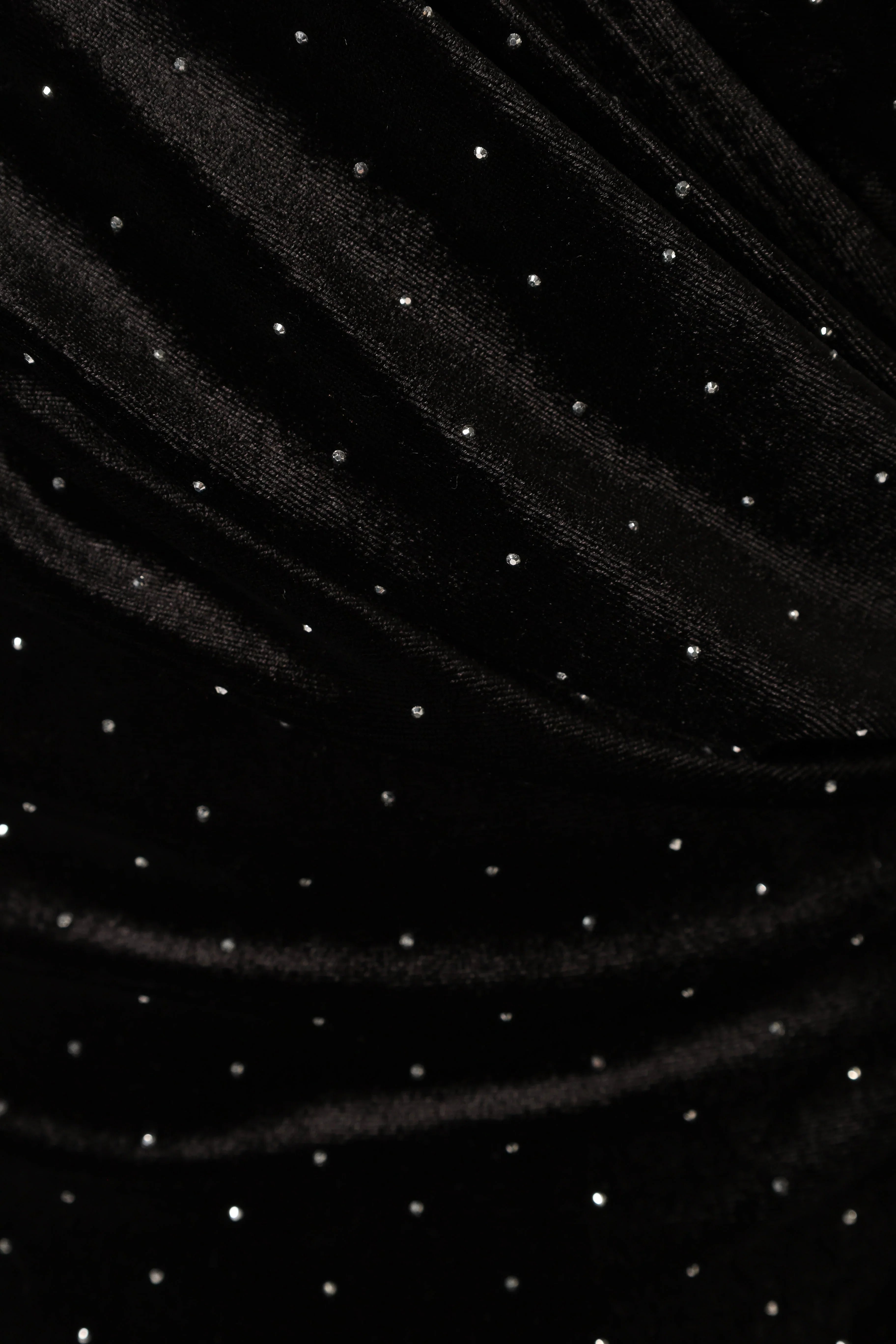 Renarde Wrap Velvet Midi Dress Black