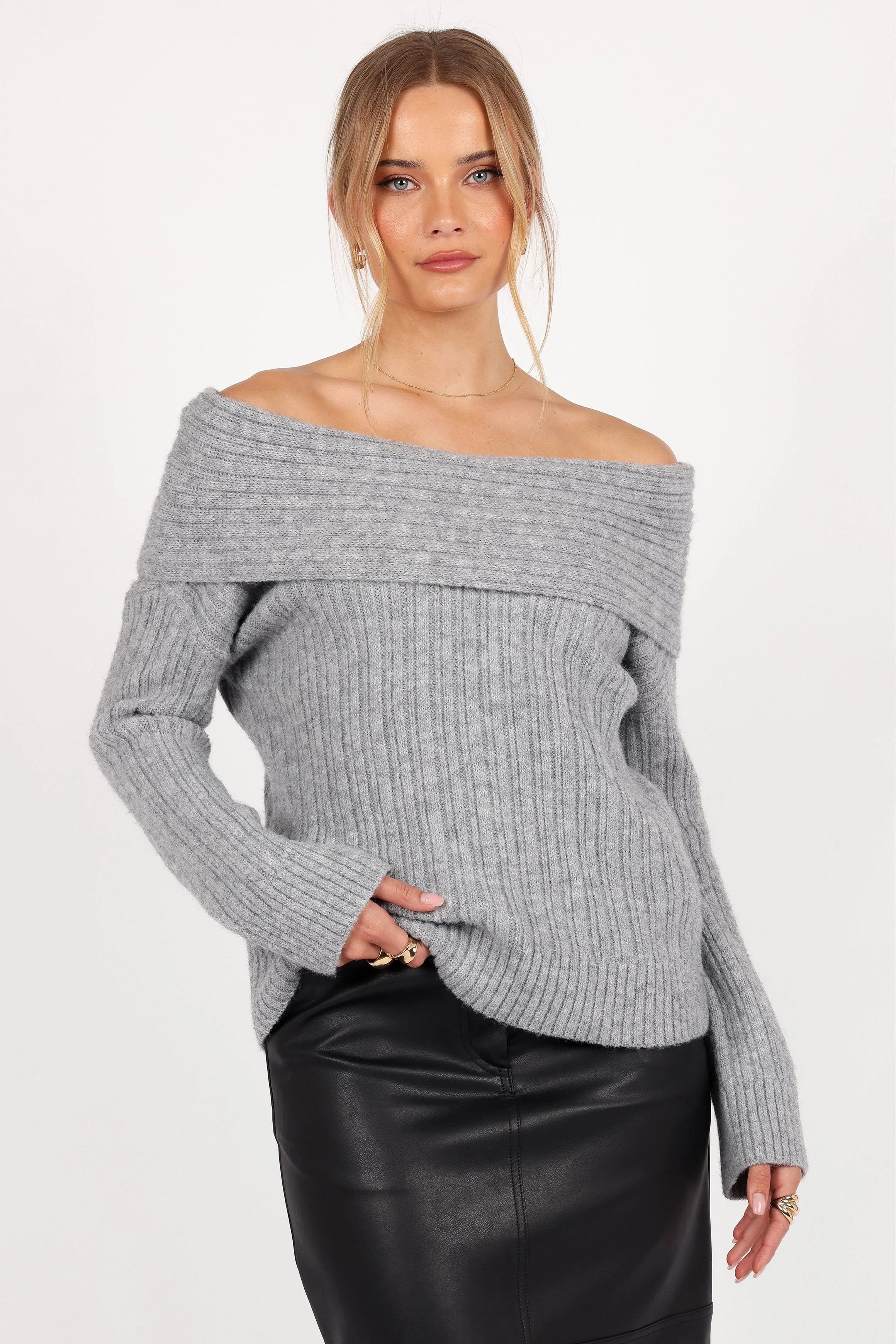 Kenny Off Shoulder Knit Sweater Grey