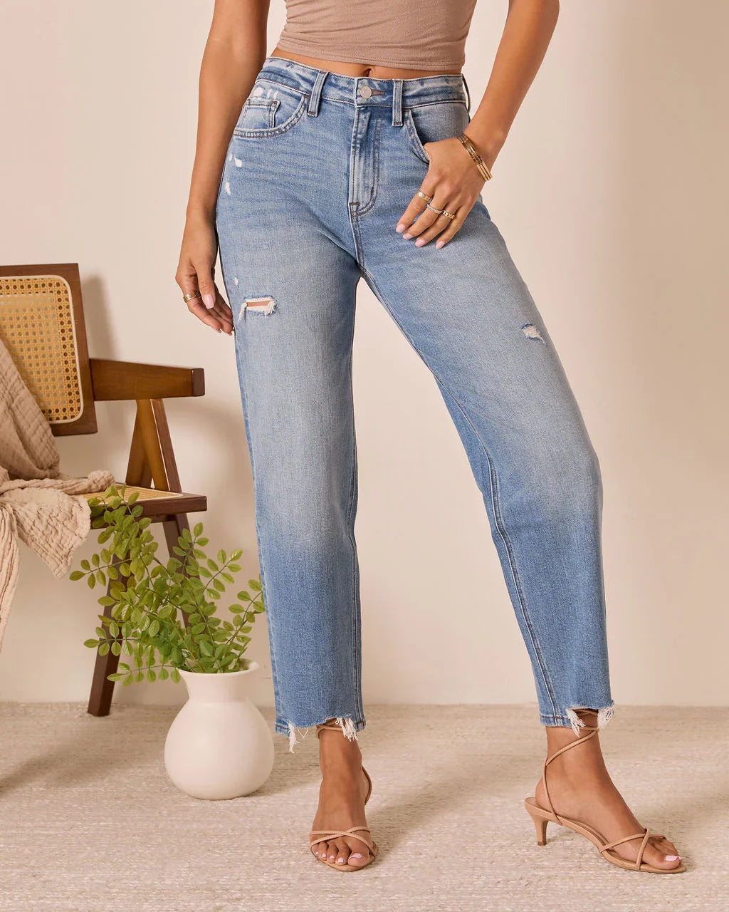 Outlaw Stretch High Rise Barrel Jean