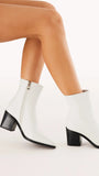 Leanora Boots Ivory
