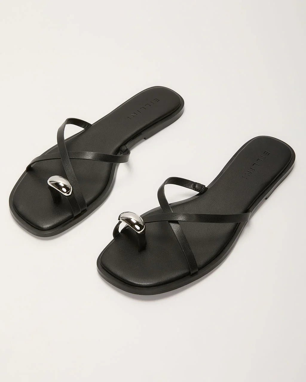 Poppie Toe Ring Sandals