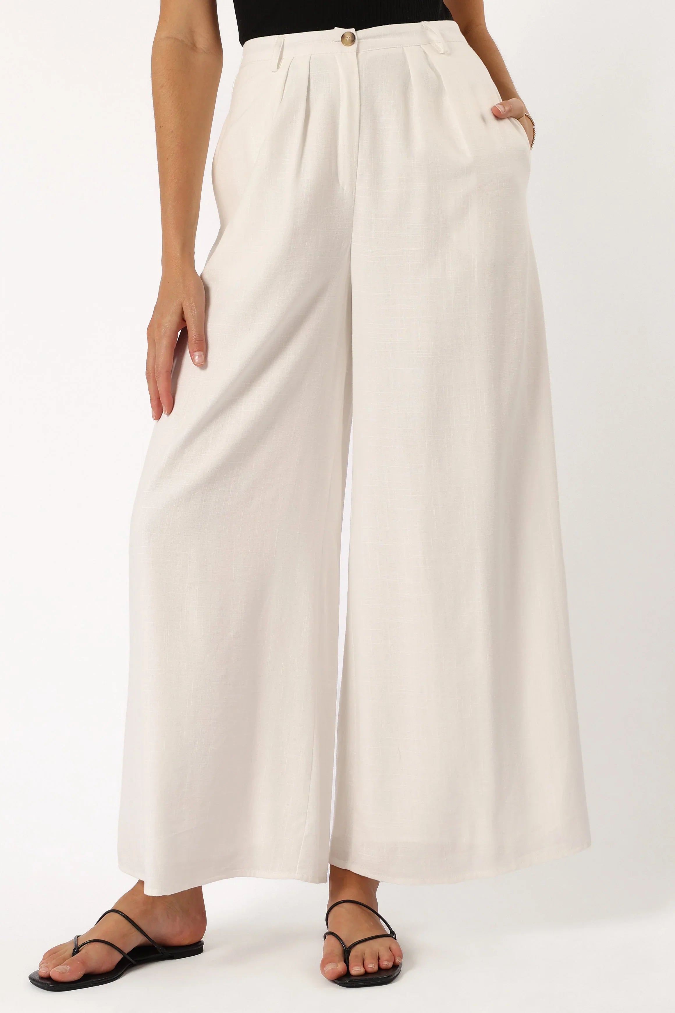 Colleen Pant White