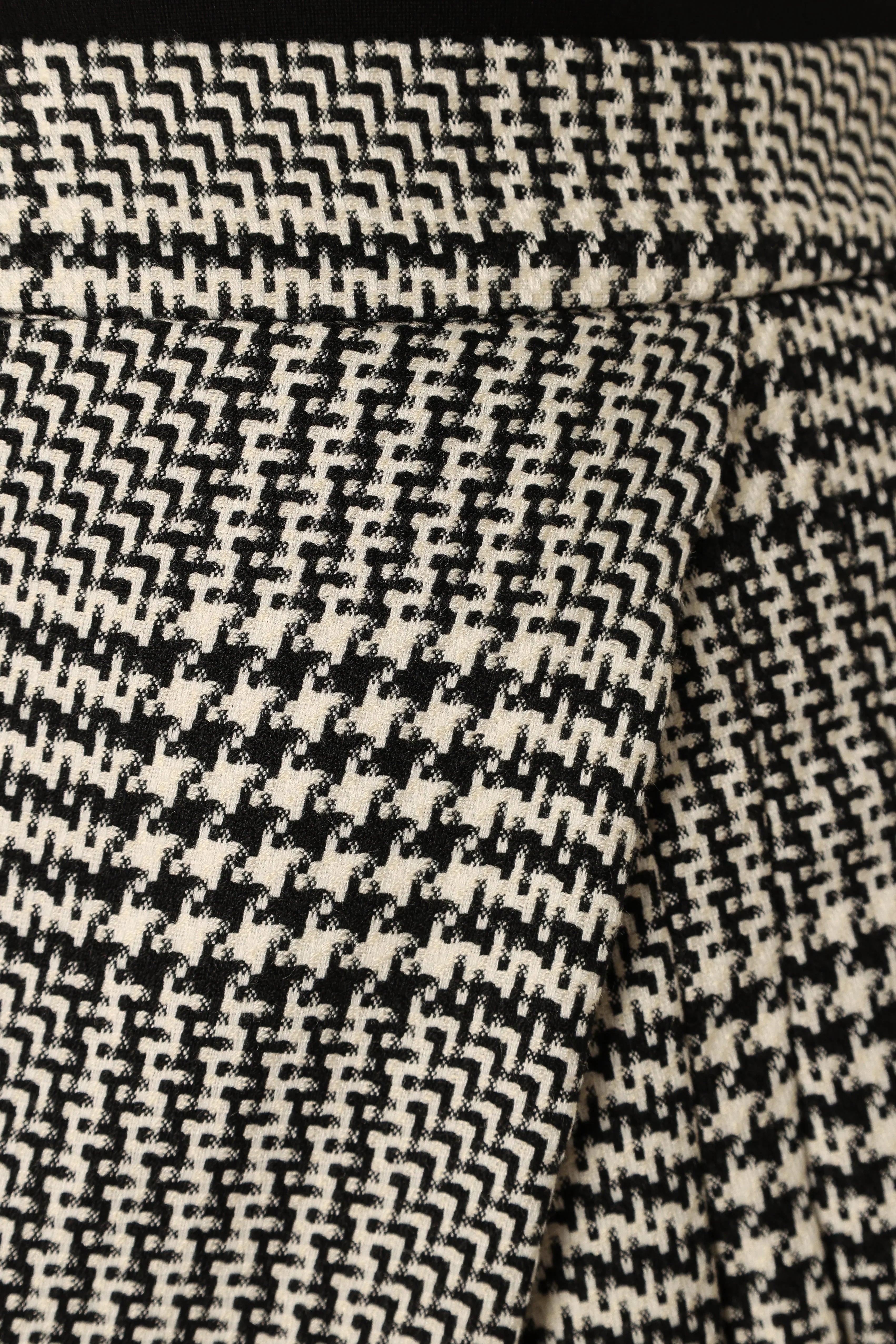 Natasha Mini Skort Black White
