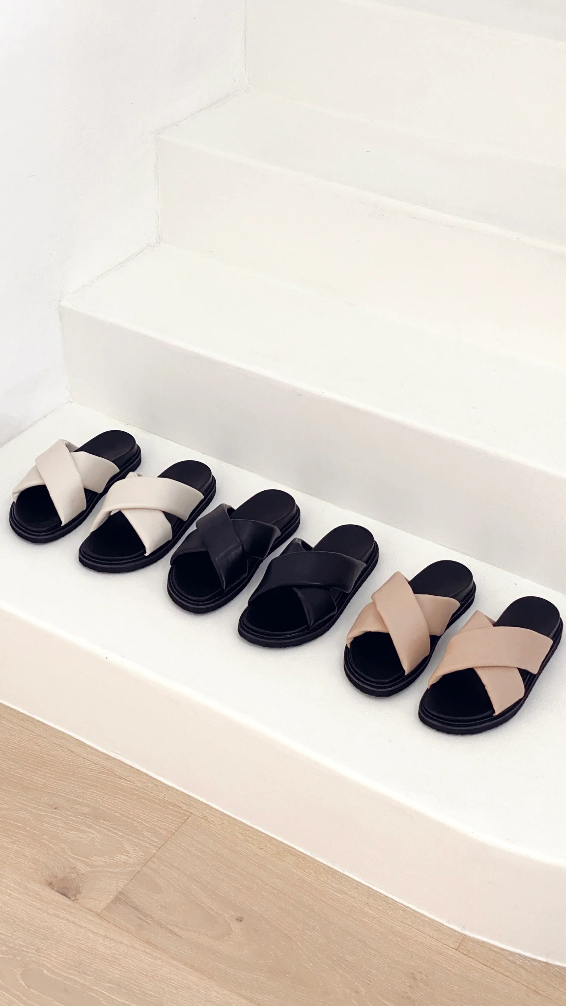 Zetland Slide Black