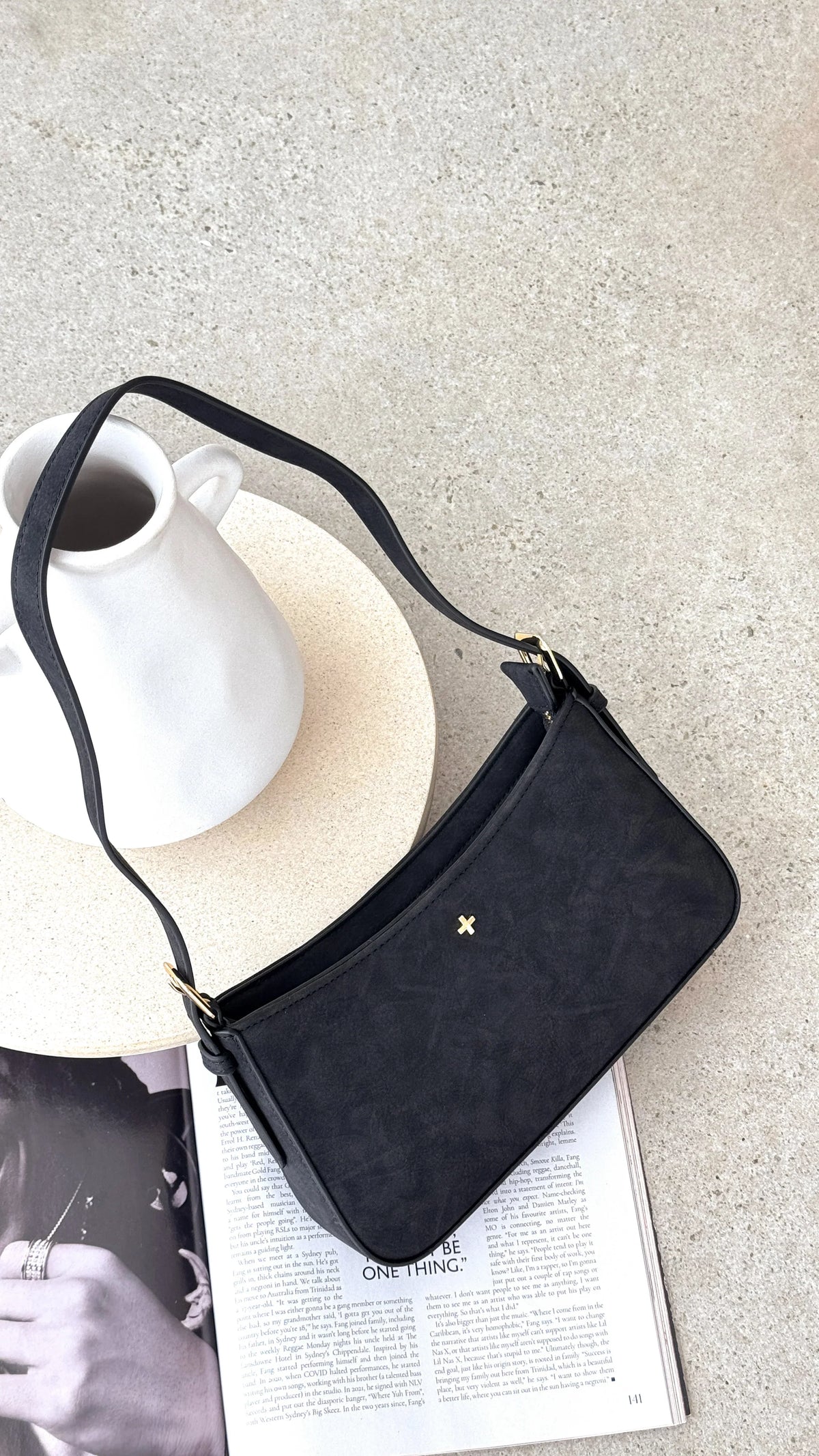 Lilu Shoulder Bag Black Suede