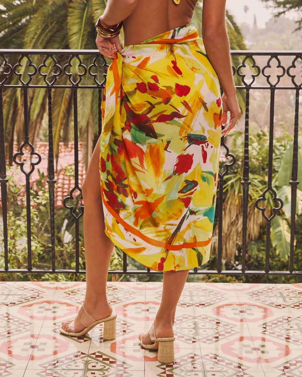 Coasting Away Abstract Print Sarong