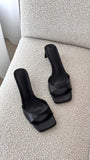 Yadira Heel Black