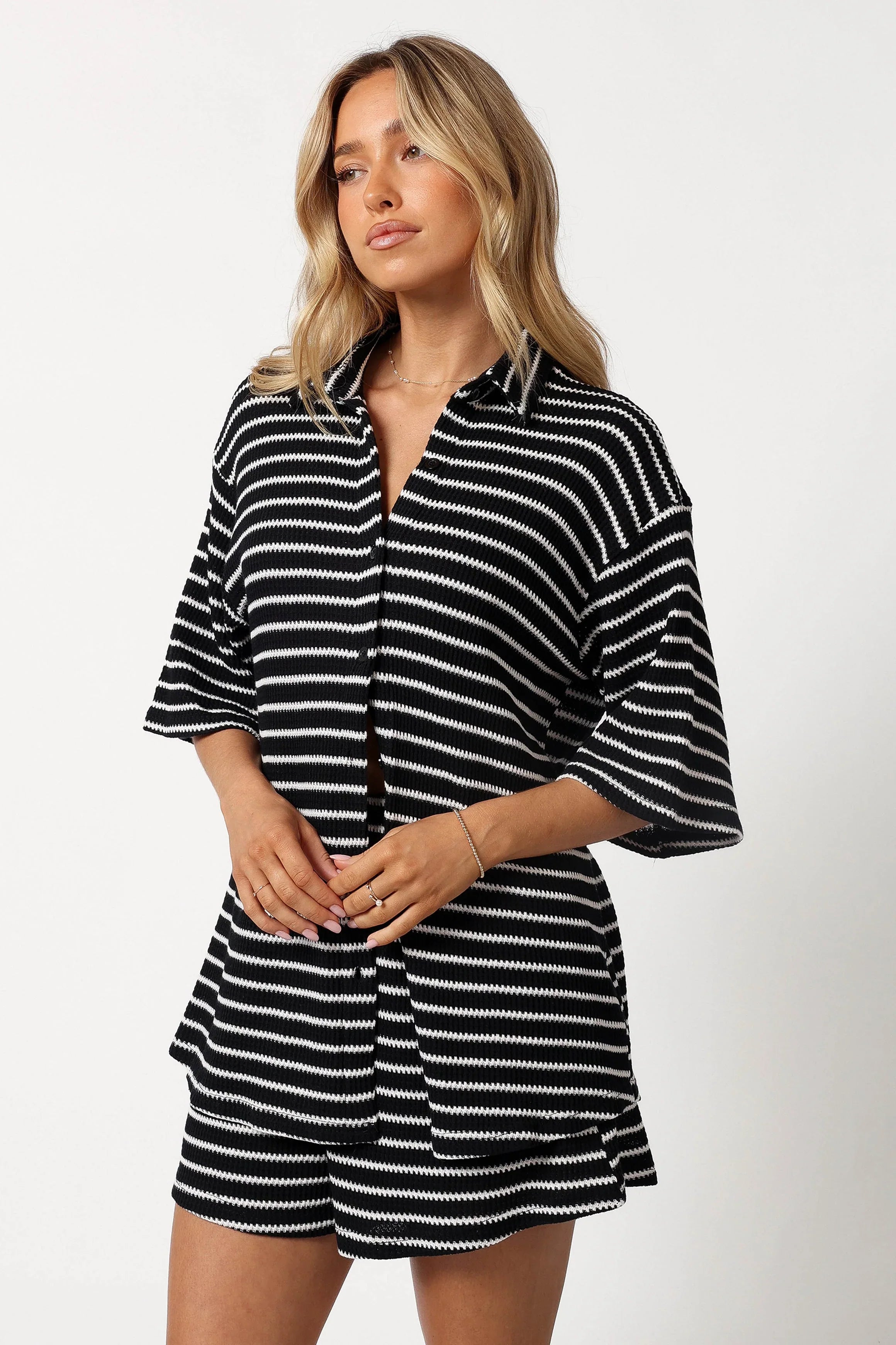 Linnea Short Set Black White