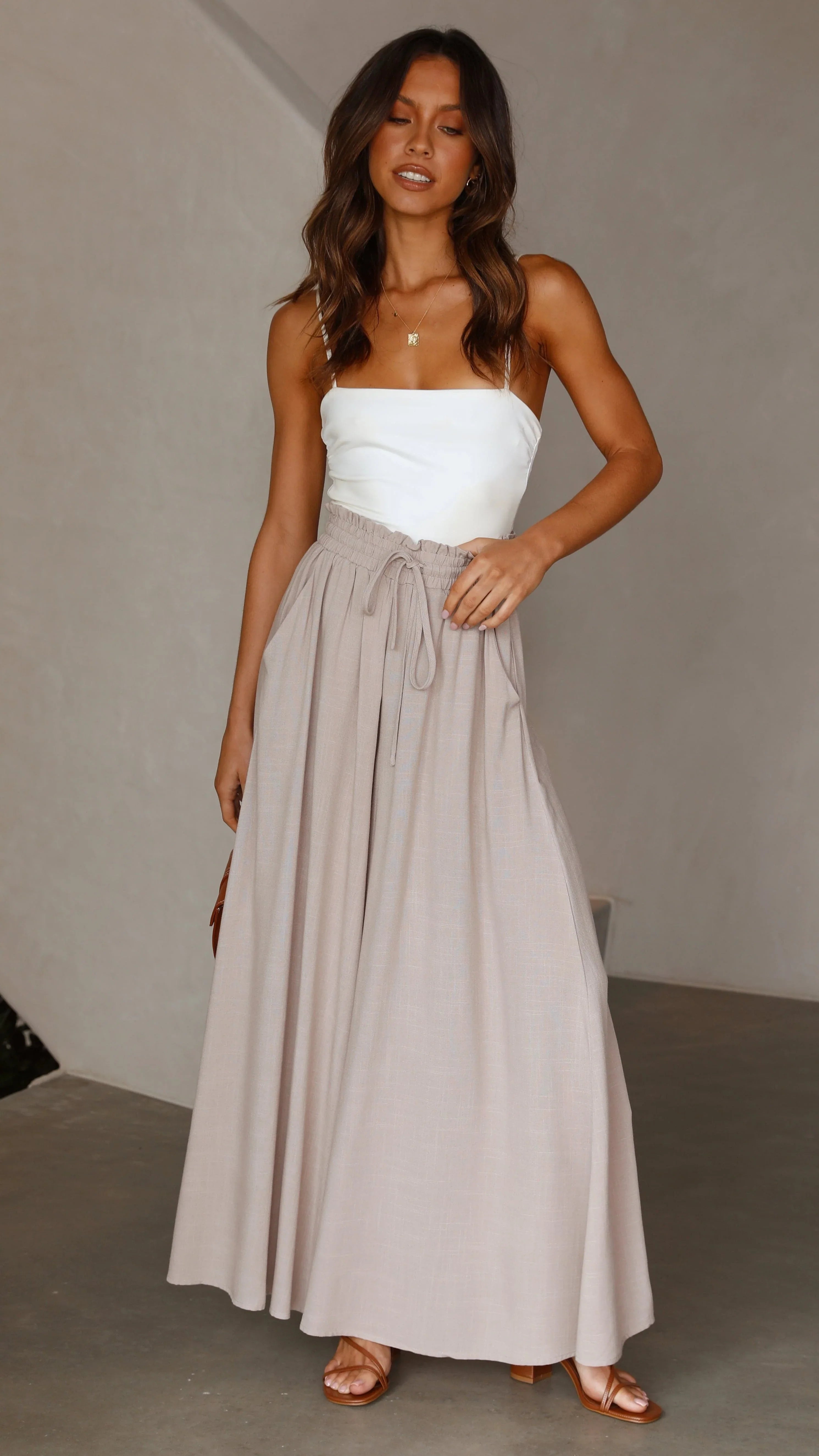 Avery Wide Leg Pants Beige