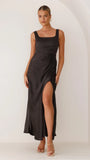 Alaria Maxi Dress Black
