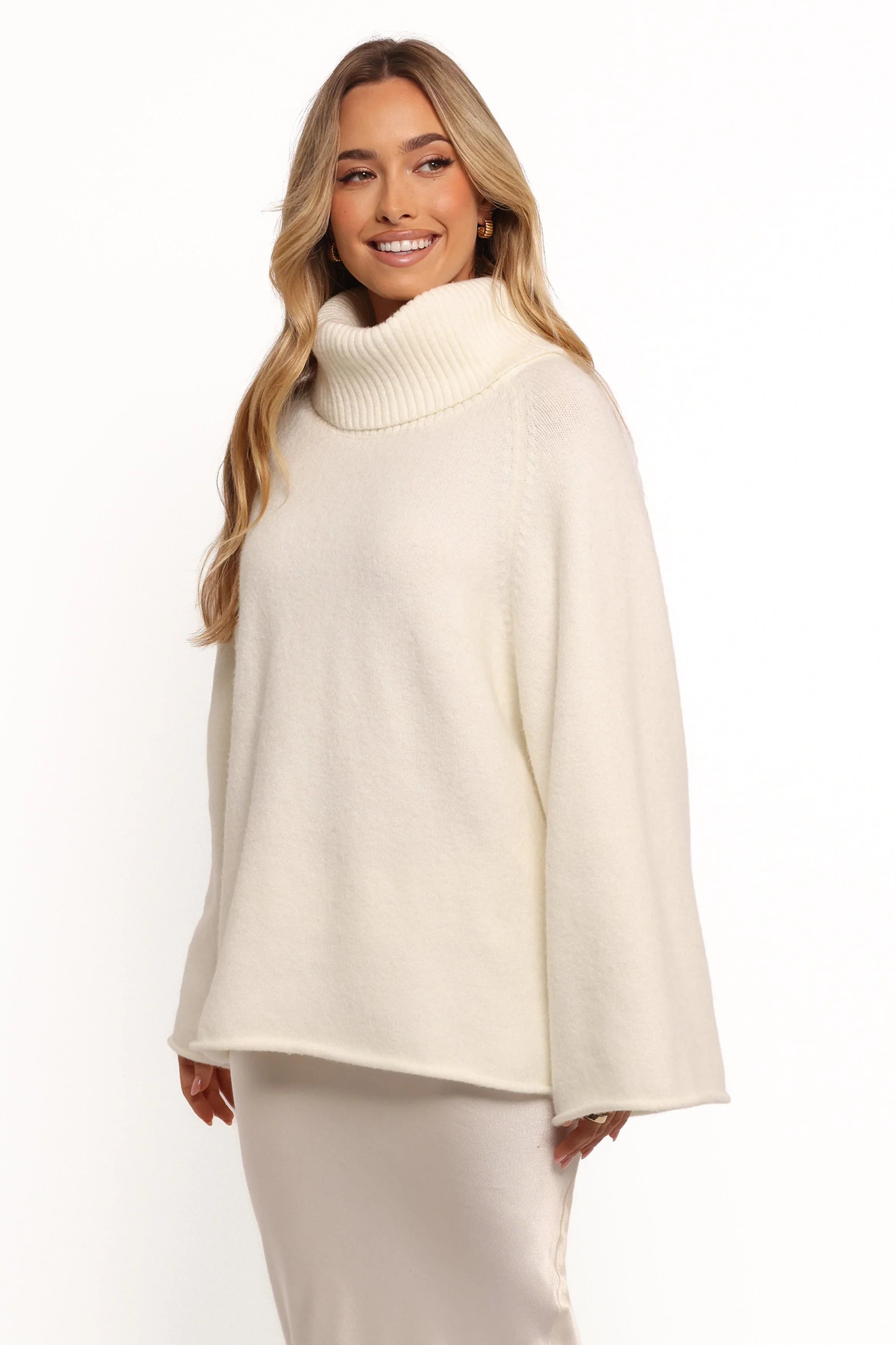Bindy Cowlneck Knit Sweater White