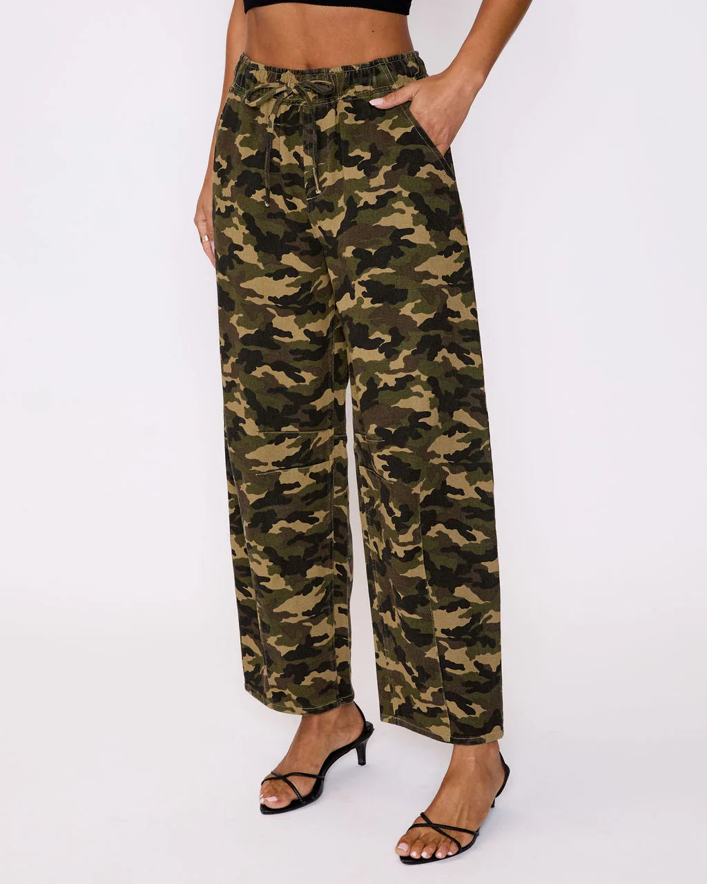 Vivian Camo Jeans