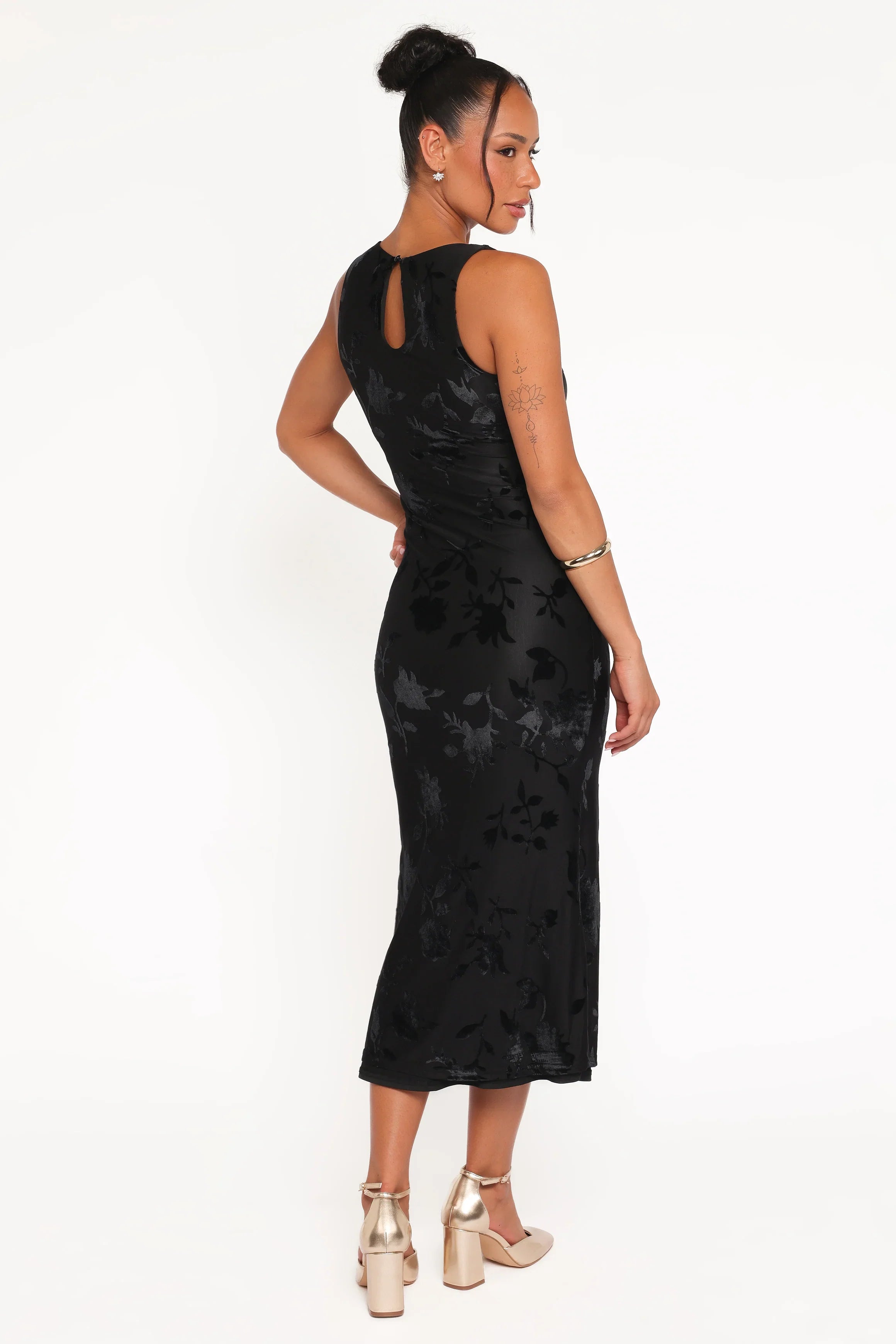 Melinda Sleeveless Velvet Maxi Black