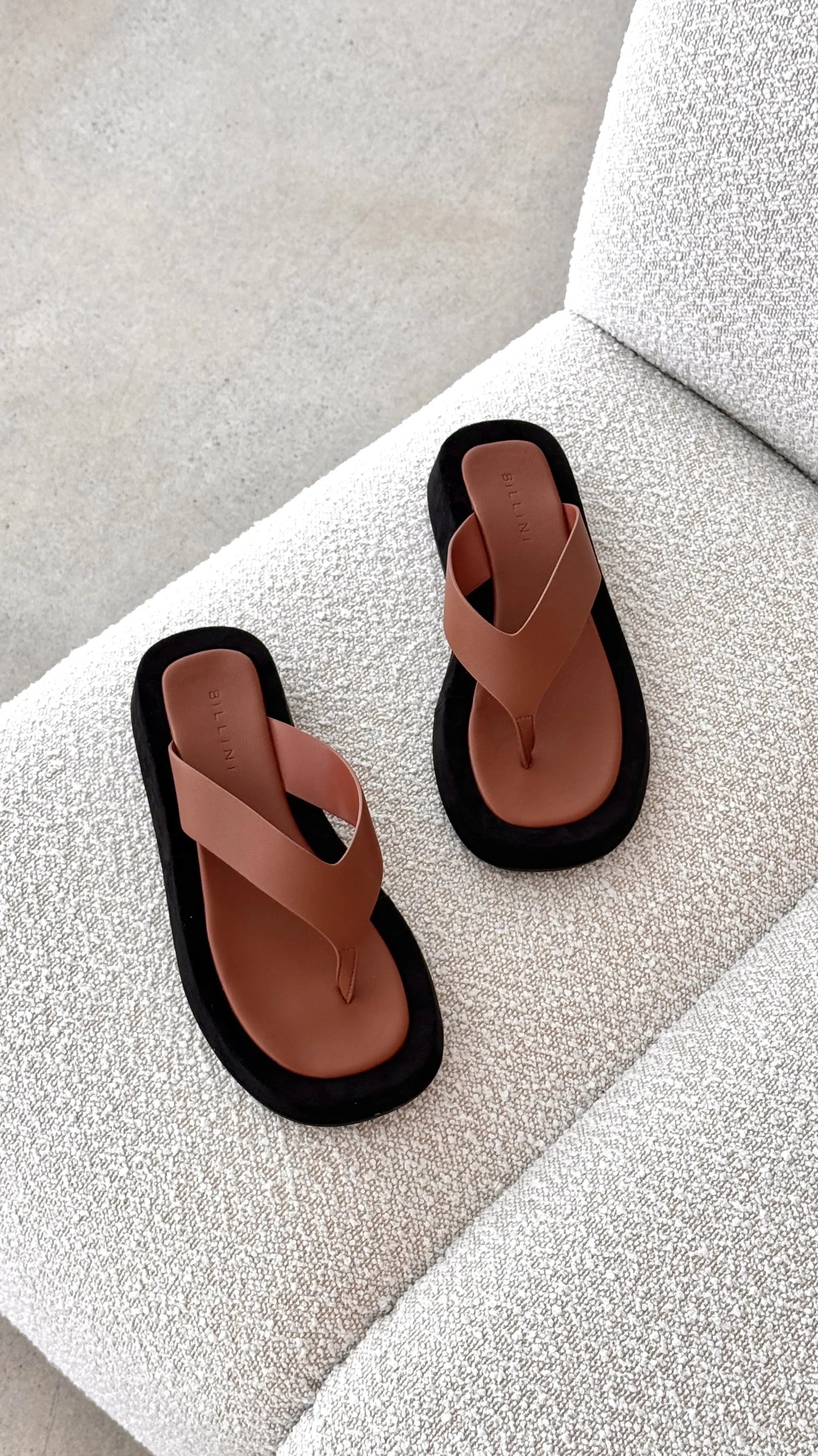 Yamira Thong Caramel