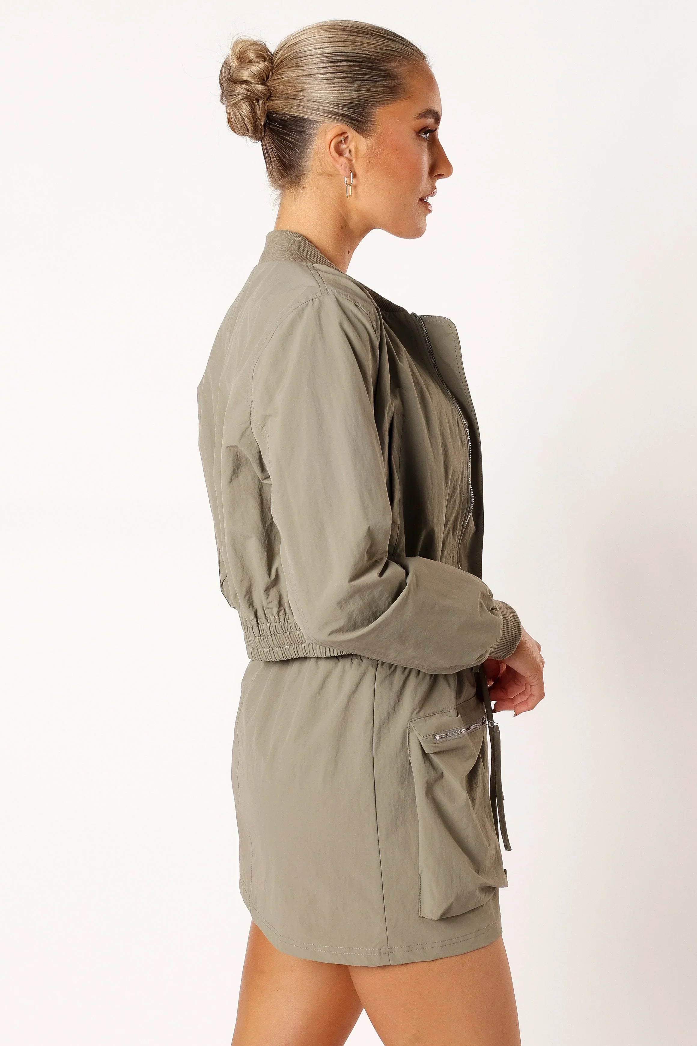 Freddie Two Piece Set Light Olive